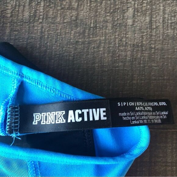 PINK Sports Bra - Picture 4 of 4